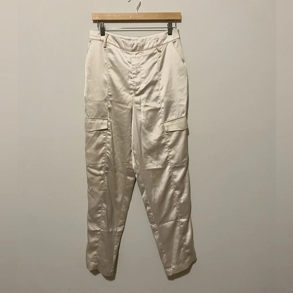 House of Harlow Cream Satin Cargo Pants 8 - Picture 1 of 9